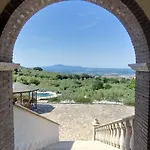 بيت للعطل Asparagina House