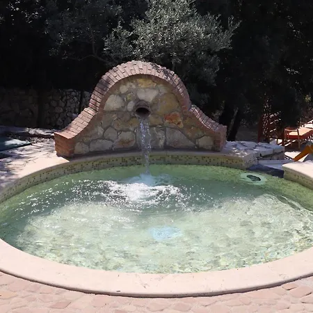 L'asparagina Vakantiehuis Guardea