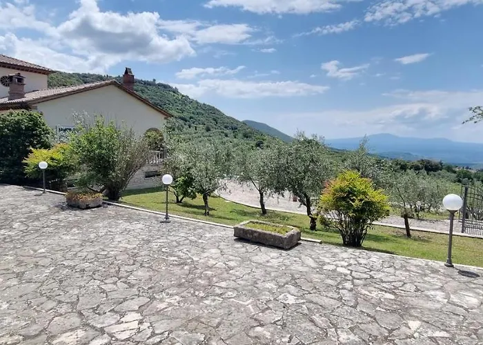 Holiday home L'asparagina Guardea